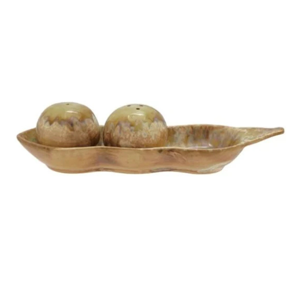 Peas in a Pod Shaped Salt & Pepper Shakers, Green