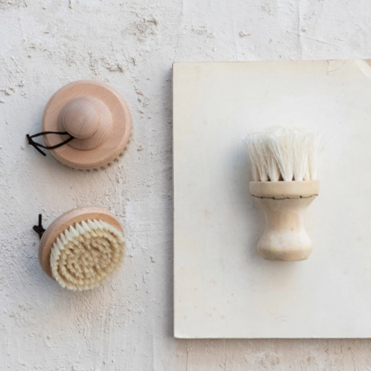 Beech Wood Body Brush with Round Handle, 4 in.